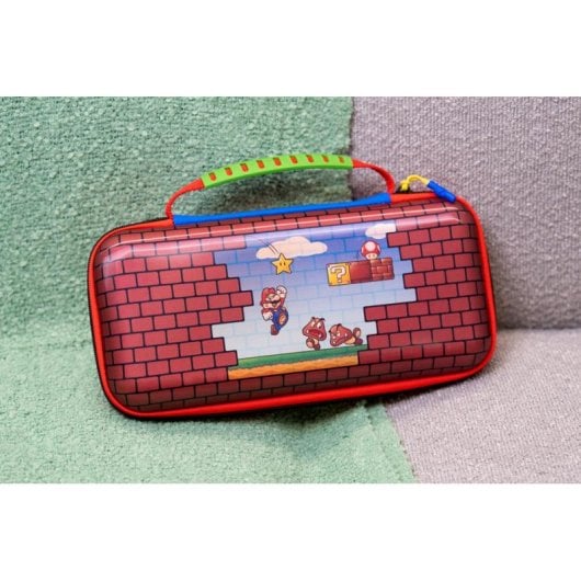 Funda Turtle Beach TBA-8202-65 Mario Bricks para Nintendo Switch 2 resistente a impactos