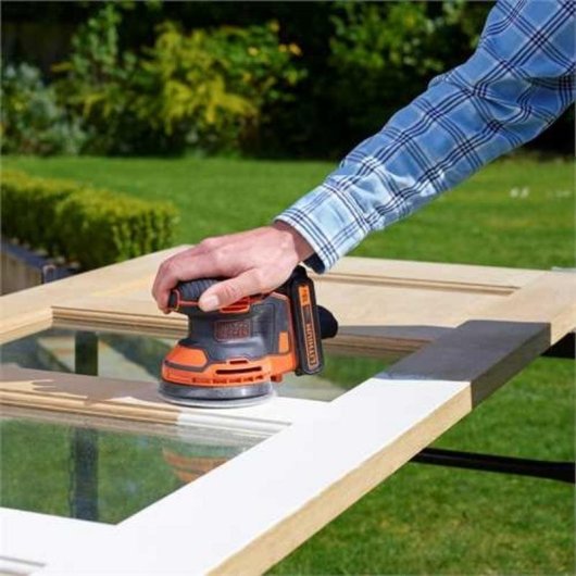 Lijadora Black & Decker BDCROS18 18V 1.5Ah Lithium 12000RPM Koffer