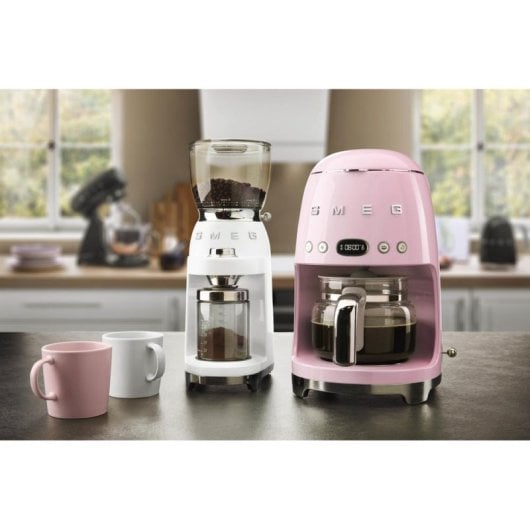 Moulin à café SMEG CGF11WHEU Blanc Inox 350g 30 réglages 150W