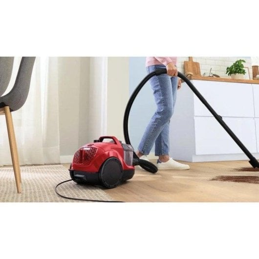 Beutelloser Staubsauger Bosch BGS21CAR 750W 2L Hygiene Filter Rot