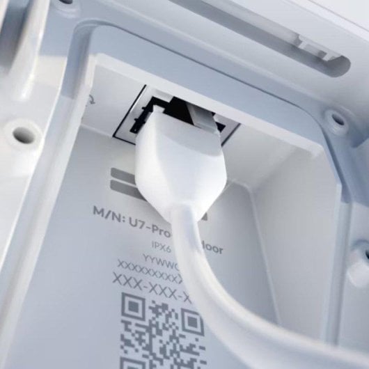 Cavo di rete Ubiquiti UACC-Cable-Patch-Outdoor-C6A-5M-W Cat6a 5 m Bianco Outdoor RJ-45