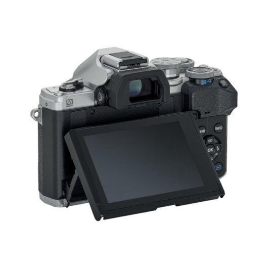 Fotocamera Mirrorless Olympus OM-D E-M10 Mark IV Corpo 20,3MP 5184x3888 WiFi Bluetooth