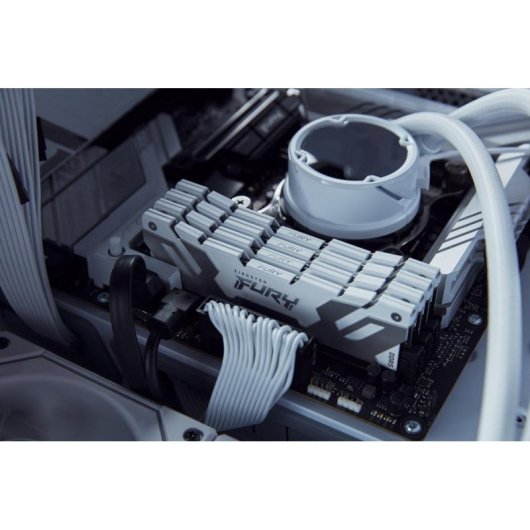 Memoria RAM Kingston FURY Renegade KF580C38RWK2-48 48GB Kit 2x24GB DDR5 8000MHz CL38 Intel XMP Blanco