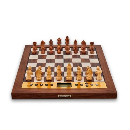 Jeu d'échecs Millennium The King Performance Plateau bois LED