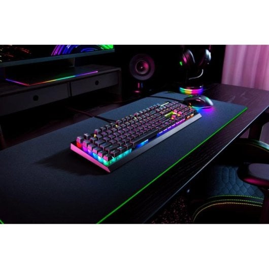 Clavier Razer BlackWidow V4 X mécanique QWERTY avec rétroéclairage RGB