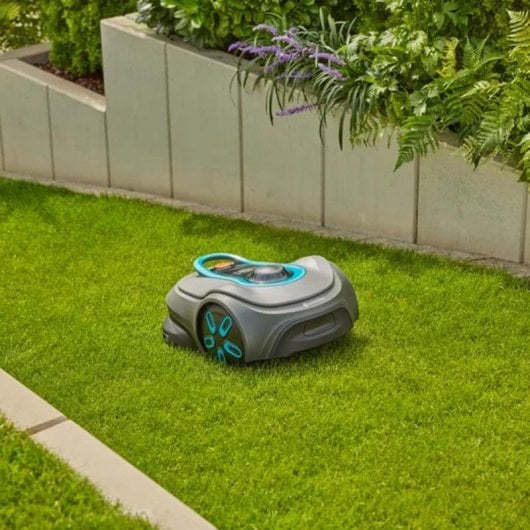 Robot tondeuse GARDENA smart SILENO free 600 m² largeur 16 cm IPX5