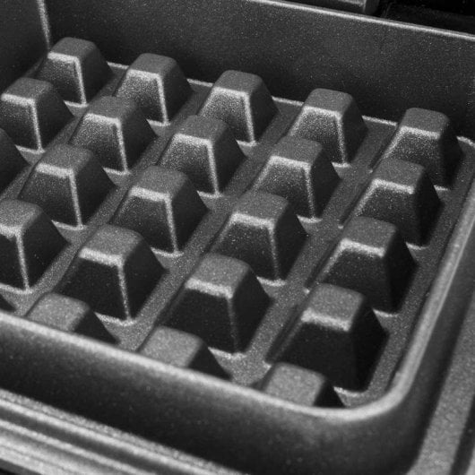 Gofreira GASTROBACK Advanced Control 42424 1600W Antiadherente Temporizador LCD Preto Prata