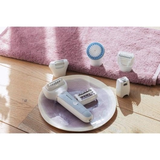 Epilierer Panasonic ES-EY90 Kabellos 3 Stufen 8 Aufsätze Wet & Dry