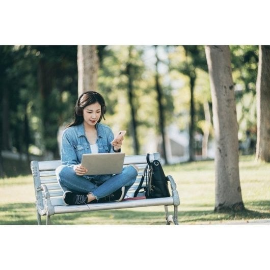 Auricolari Kensington H1050 EQ wireless Bluetooth con Cancellazione Rumore, microfono boom, controlli integrati, neri