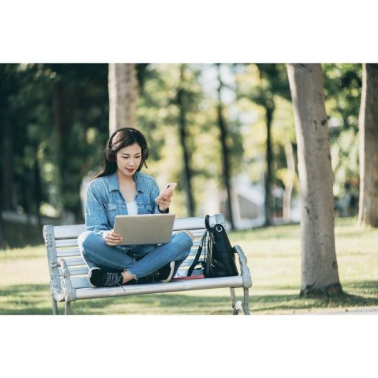 Auricolari Kensington H1050 EQ wireless Bluetooth con Cancellazione Rumore, microfono boom, controlli integrati, neri