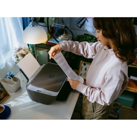 Multifunções HP DeskJet 2921 Jato Tinta Cor WiFi Impressão Direta Duplex