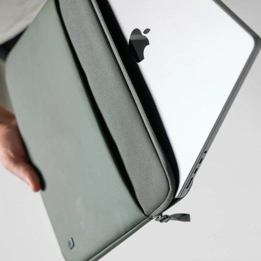 Funda portátil Incase ARC 16" poliéster reciclado caqui resistente agua