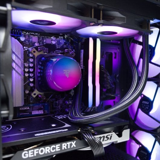 PC preparado para PC: AMD Ryzen 7 7700X / 32 GB / SSD de 1 TB / RTX 5060 Ti de 8 GB + Windows 11 Home