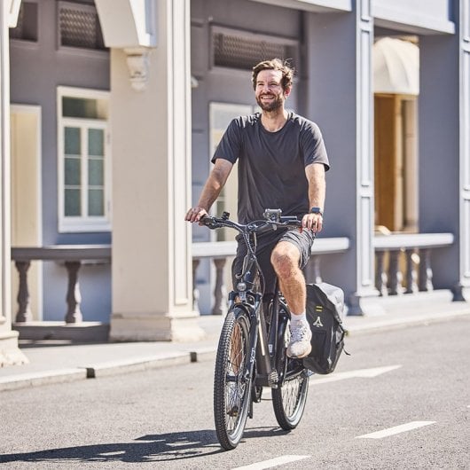 Bicicleta eléctrica Qreate City Pro 27.5" 250W 36V 15Ah urbana step-through