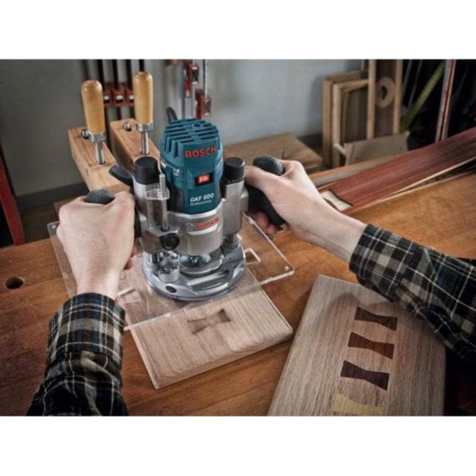 Acessório para Martelo Perfurador Bosch Professional TE 600 1,5 kg 230x280x155 mm