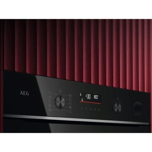 Horno elétrico AEG Series 6000 TR6PB531SB 72L Preto com vapor e autolimpeza