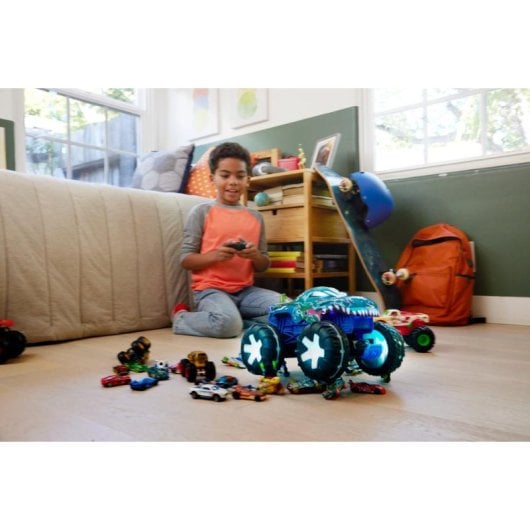 Monster truck Hot Wheels JBD90 1:15 bateria integrada sonoro plástico