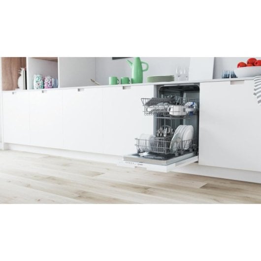 Máquina de Lavar Loiça Indesit DI9E 2B10 9 Conjuntos Classe F Slimline 45 cm Integrável