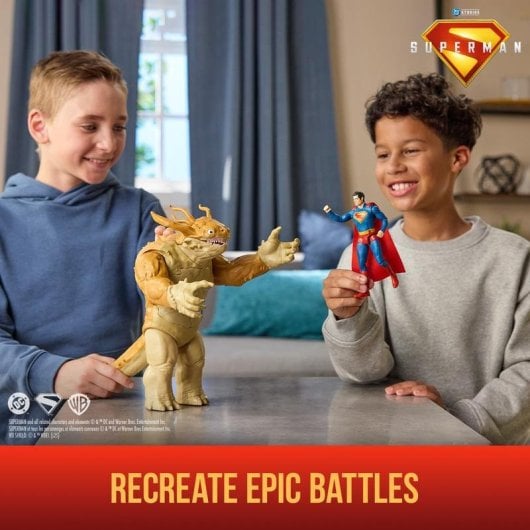 Figura de acción Spin Master Superman Kaiju Slime Battle set multicolor 2 figuras