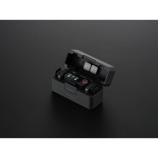 Microfono DJI Mic 3 wireless omnidirezionale con custodia di ricarica