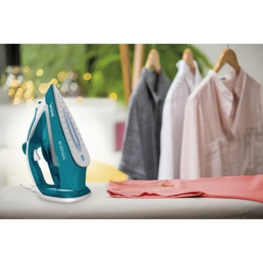 Plancha Tefal EasyGliss Plus FV5737 Durilium 2500W 220g/min Turquesa