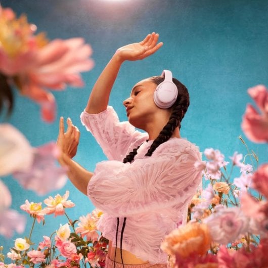 Auriculares Bose Quiet Comfort Headphones sem fios Bluetooth com microfone e estojo, rosa