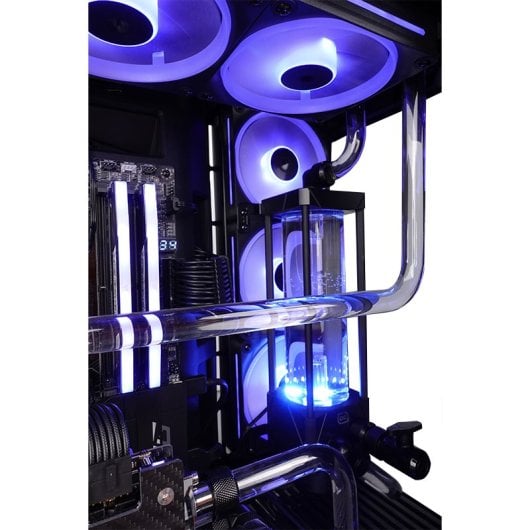 PC personnalisé PCCom Ryzen 9 9950X3D / 64 Go / SSD M.2 4 To / RTX 5090 + Windows 11 Pro V3