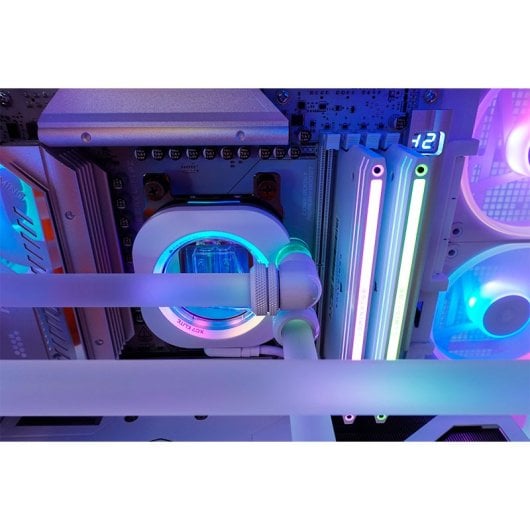 PC personnalisé PCCom Ryzen 7 9800X3D / 64 Go / SSD M.2 4 To / RTX 5080 + Windows 11 Pro