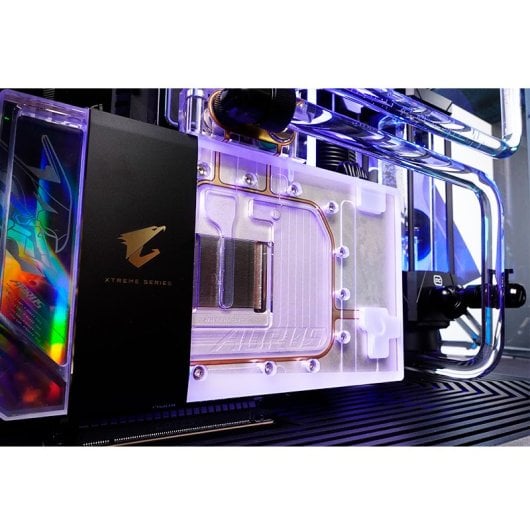 PC personnalisé PCCom Ryzen 9 9950X3D / 64 Go / SSD M.2 4 To / RTX 5090 + Windows 11 Pro V4