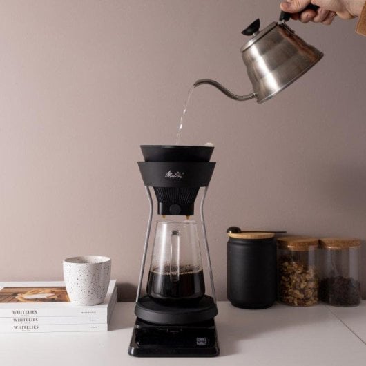 Filterkaffeemaschine Melitta Amano mit Ausgussverschluss und Antitropf-System