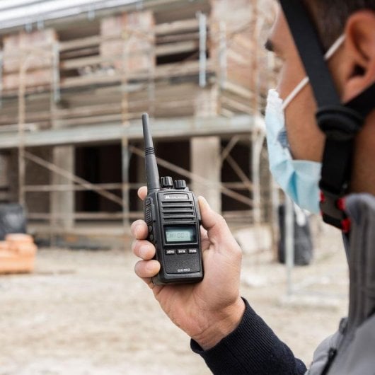 Radio bidirectionnelle Midland G18 Pro 99 canaux PMR LCD IP67 portée 12 km