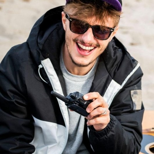 Radio bidirectionnelle Midland XT70 32 canaux LCD NiMH IPX4 pack de 2