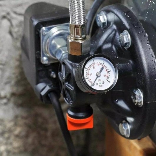 Bombe à eau Gardena 3700/4 800W Pression 4,1 bar 3700 l/h G1