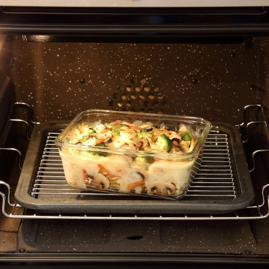 Glasslock Oven - Contenitore quadrato in vetro temperato da 0,9 l. Adatto al forno.