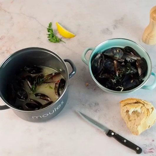 Ibili Moules - Pentola per cozze in acciaio smaltato da 18 cm con coperchio speciale. Turchese