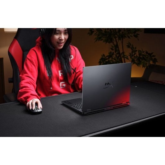 Portátil HP HyperX OMEN 15-gb0005ns 15.3" AMD Ryzen 7 260 24GB SSD RTX 5060 FreeDOS