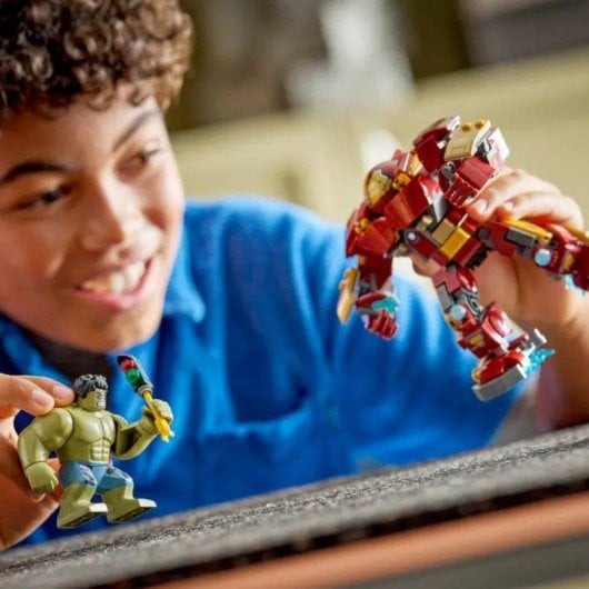 LEGO Marvel Bataille Épique Hulkbuster Contre Hulk 76343 413 Teile