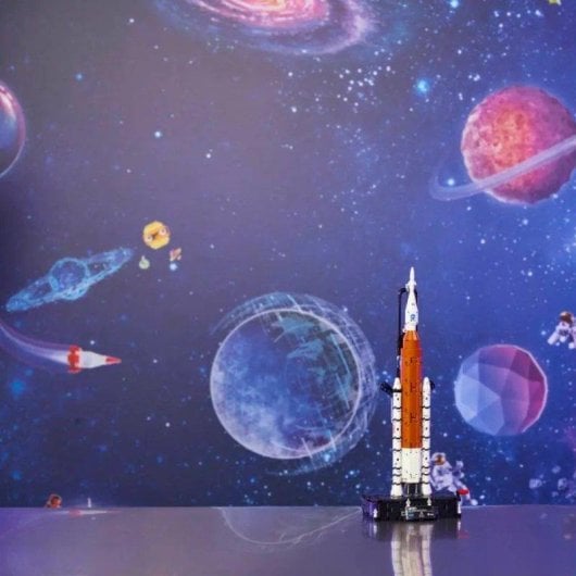 LEGO Technic Foguete Sistema de Lançamento Espacial Artemis NASA 42221 632 peças