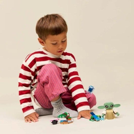 LEGO Star Wars Maison De Grogu 75443 136 pièces