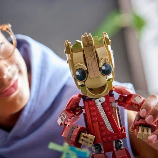 LEGO Marvel Groot En Combinaison De Ravageur 76341 604 pezzi
