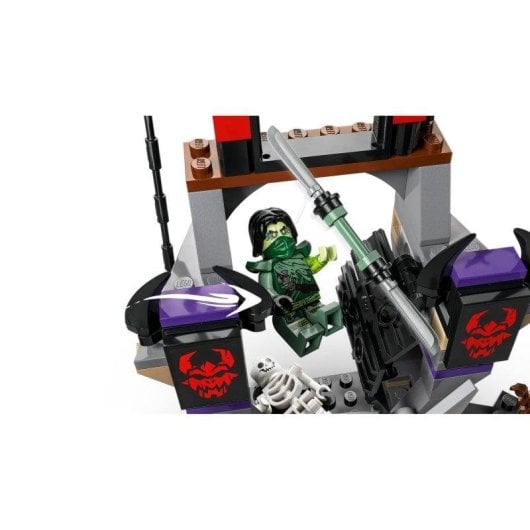 Set de construction LEGO Ninjago 71841 Village de la Tempête Dragonienne 305 pièces
