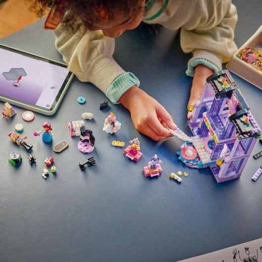 Set de construcción LEGO Friends 42685 Heartlake City Fashion Show 410 piezas