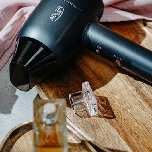Föhn Adler AD 2279b 1800W 2 Temperaturstufen 2 Geschwindigkeiten Blau