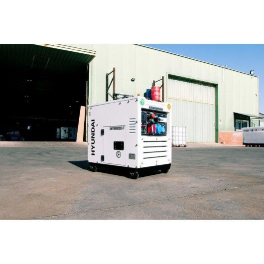 Generador diésel Hyundai DHY9000SEI-T inverter trifásico 6500W silencioso