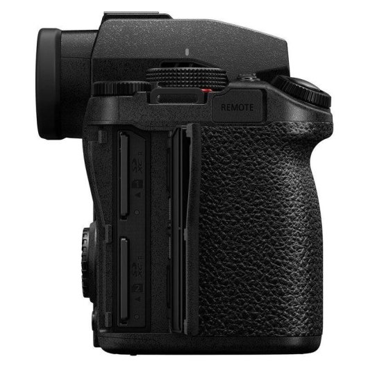 Câmara Mirrorless Panasonic Lumix S5 Mark II 24.2MP Sensor Full-Frame 20-60mm WiFi Bluetooth