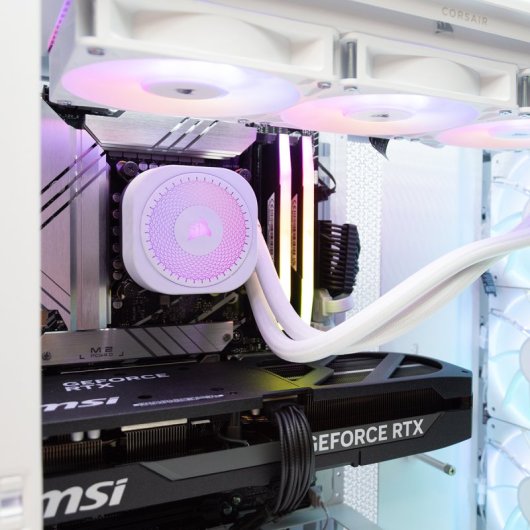 PcCom iCUE Intel Core i7-14700KF / 32GB / SSD de 1 TB / RTX 5070 Ti