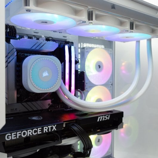 PC-Com iCUE Intel Core i7-14700KF / 32 GB / 1 TB SSD / RTX 5080