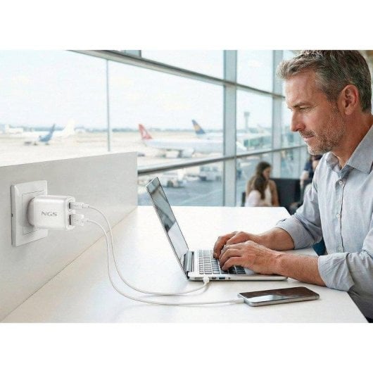 Cargador NGS EON 45W Blanco GaN USB-C PD PPS y USB-A QC3.0 Compacto