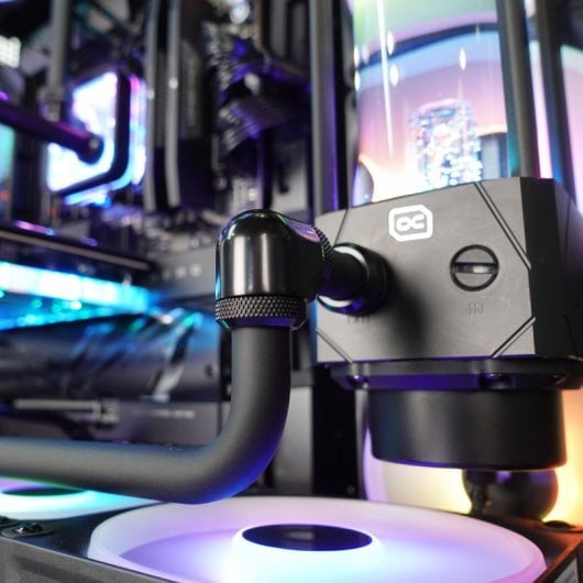 PC personalizado PcCom Ryzen 7 9850X3D / 64 GB / 4 TB M.2 / RTX 5080 / Windows 11 Pro