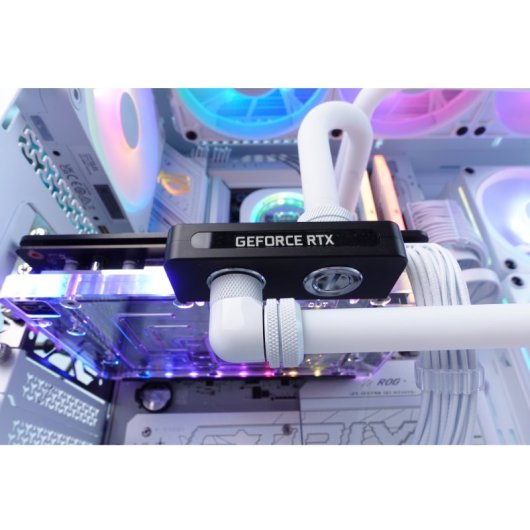 PCCom Custom: Intel Core Ultra 9 285K / 32 GB / 4 TB M.2 / RTX 5080 / Windows 11 Pro